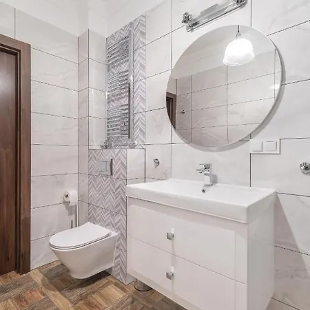 Old Town Comfy #18 By Bookinghost *