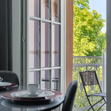 Old Town Comfy #18 By Bookinghost * Poznań