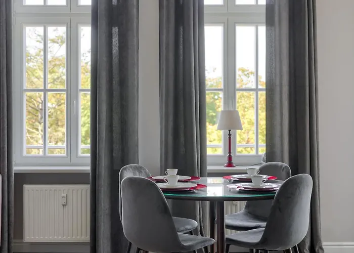 Old Town Comfy #18 By Bookinghost Poznań